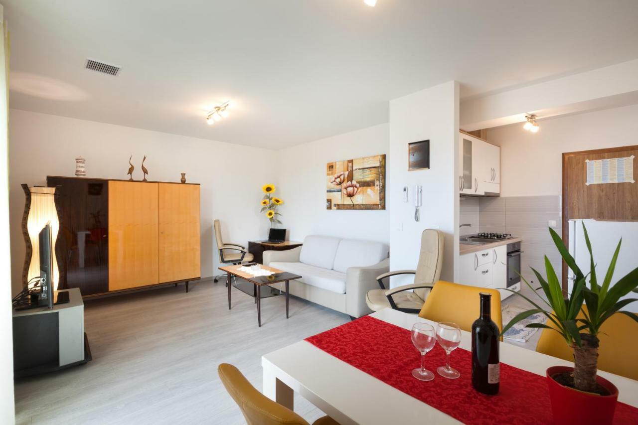 Apartments Turtle Gardens Makarska Luaran gambar